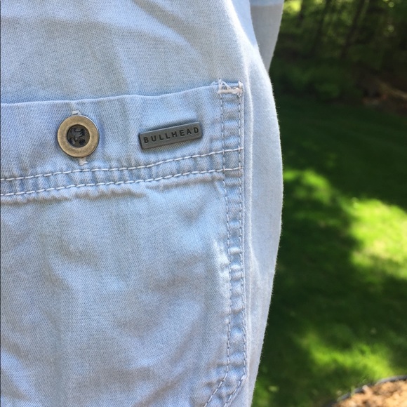 🌵Bullshead light-wash denim chambray button up - Picture 6 of 7